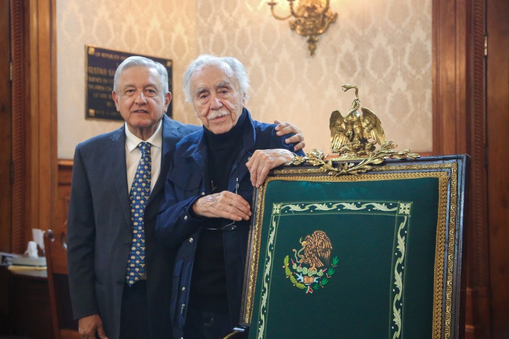 AMLO se reune con Carlos Payán en Palacio Nacional