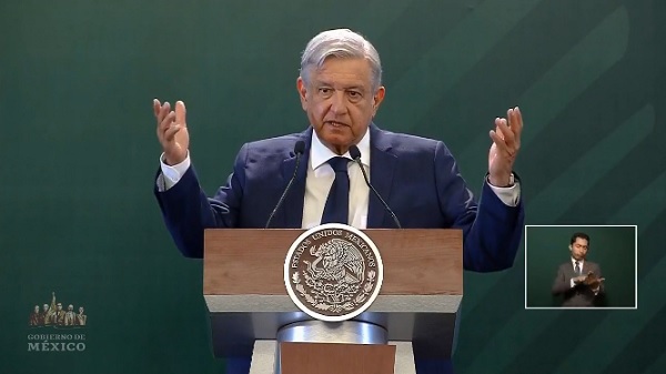 López Obrador califica de “injusto” el arancel al tomate