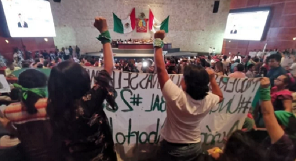 Congreso de Oaxaca aprueba la despenalización del aborto
