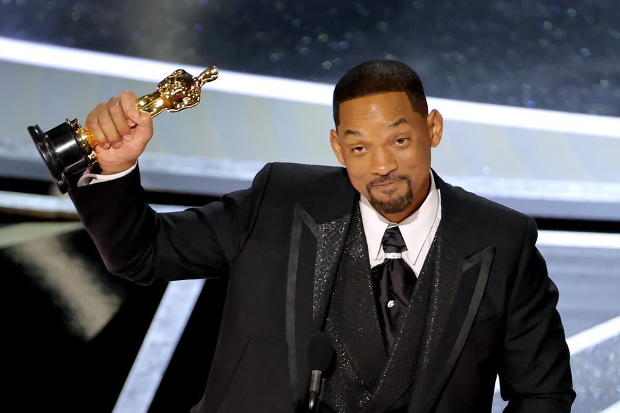 Will Smith se disculpa con Chris Rock tras bofetada