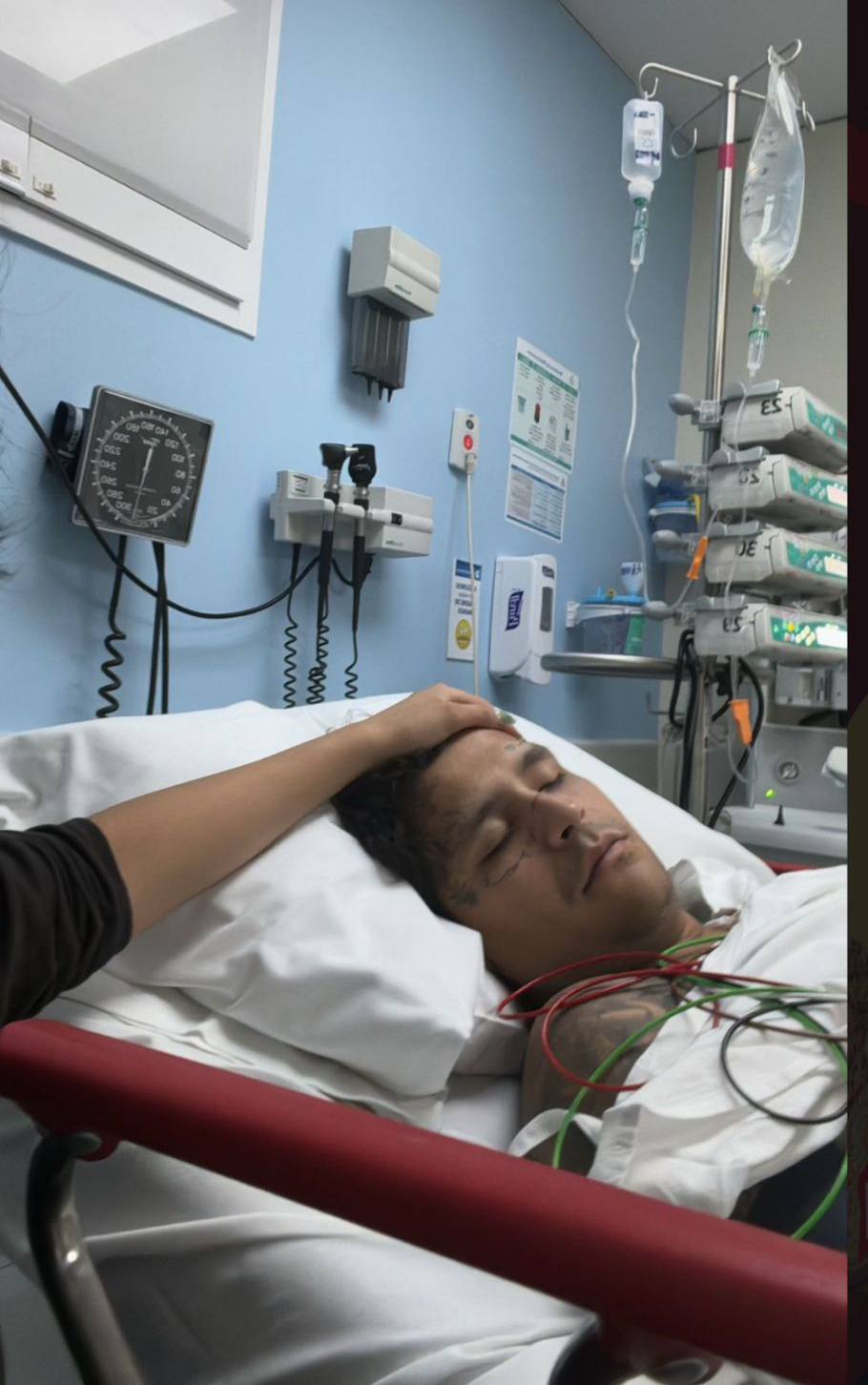 Christian Nodal fue hospitalizado de emergencia el pasado 1 de octubre