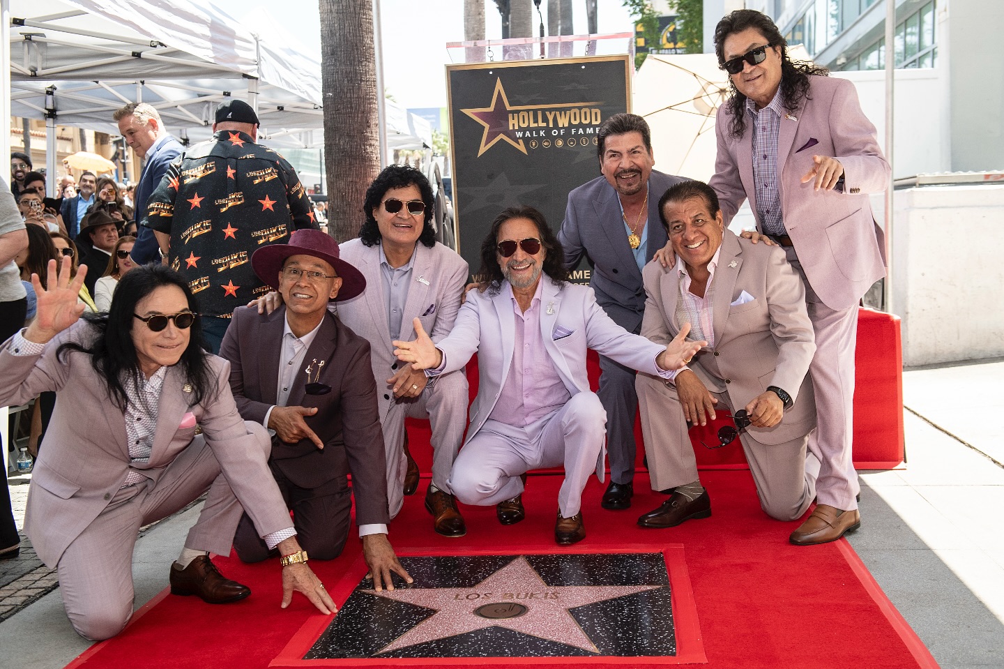 Los Bukis hacen historia en Hollywood con una estrella en el Paseo de la Fama